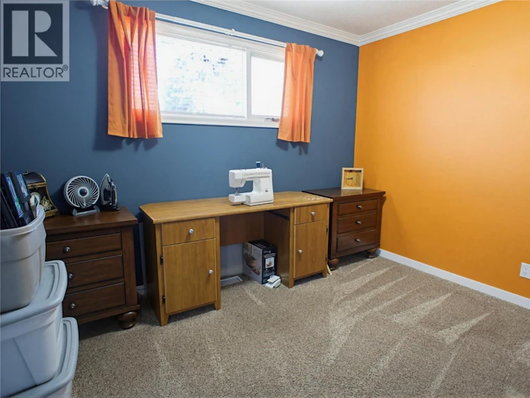 1684 Greenfield Avenue, Kamloops, BC, V2B 4N6 - 9