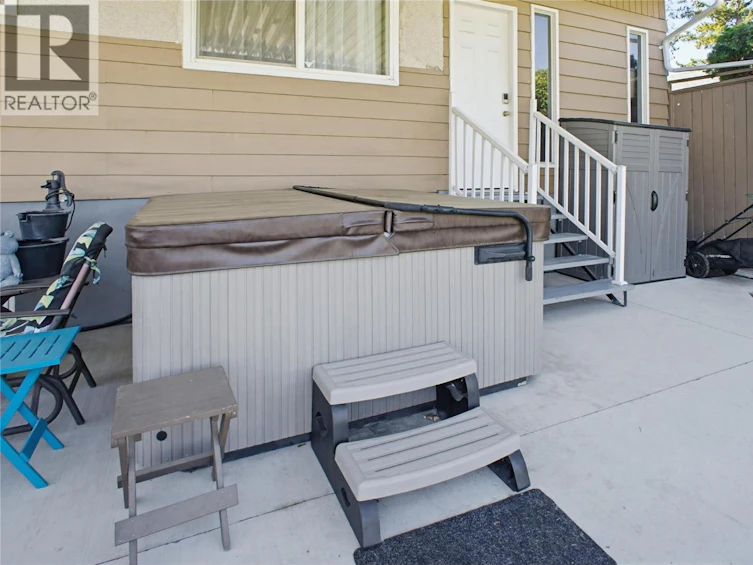 1684 Greenfield Avenue, Kamloops, BC, V2B 4N6 - 13