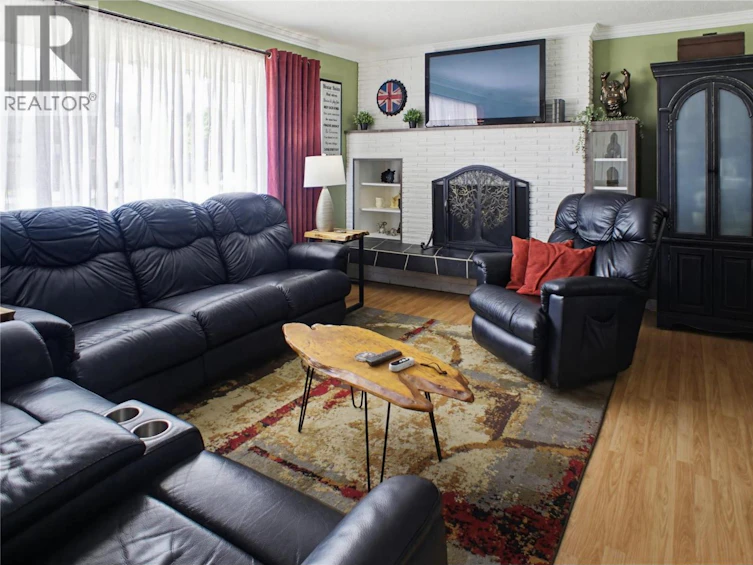 1684 Greenfield Avenue, Kamloops, BC, V2B 4N6 - 6