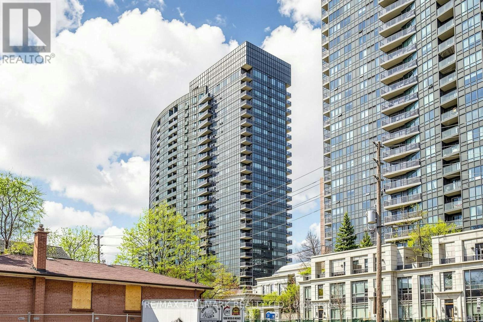 1124-25 Greenview Avenue, Toronto, ON, M2M 0A5