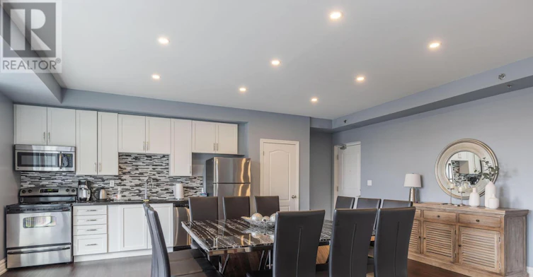 203-34 Plains Road E, Burlington, ON, L7T 0B9 - 17