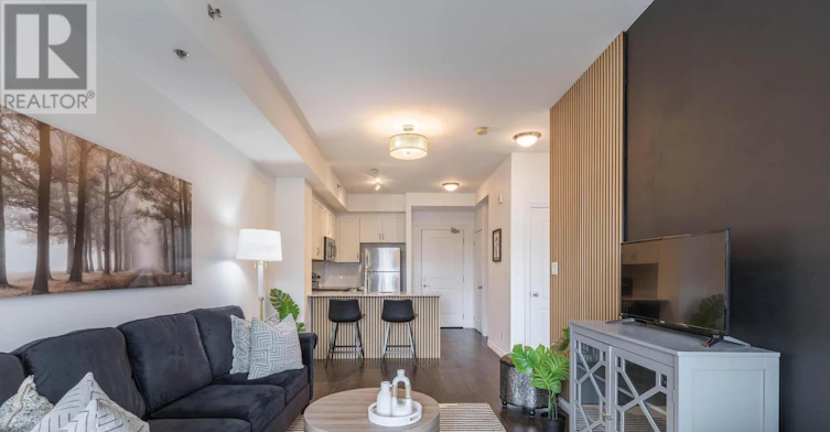 203-34 Plains Road E, Burlington, ON, L7T 0B9 - 7