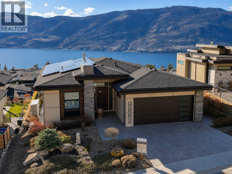 9882 Beacon Hill Drive, Lake Country, BC, V4V 0A9