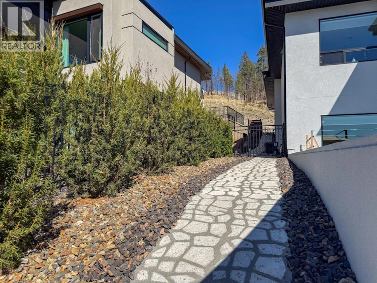 9882 Beacon Hill Drive, Lake Country, BC, V4V 0A9 - 71