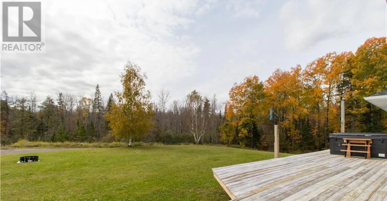 11153 522 Highway, District of Parry Sound, ON, P0H 1Y0 - 7