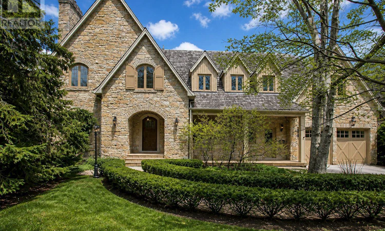 14 St Margarets Drive