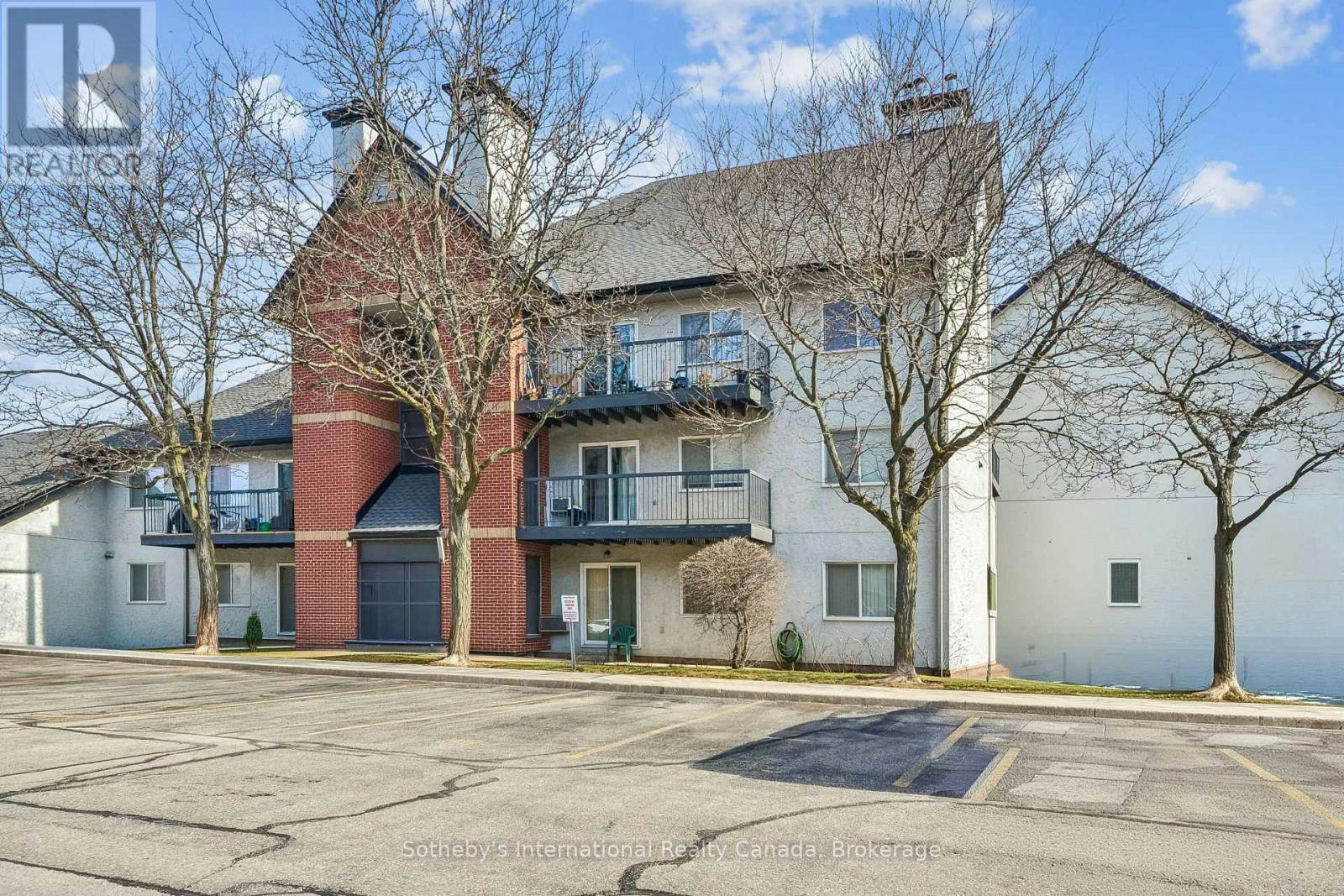 434-1450 Glen Abbey Gate, Oakville, ON, L6M 2V7