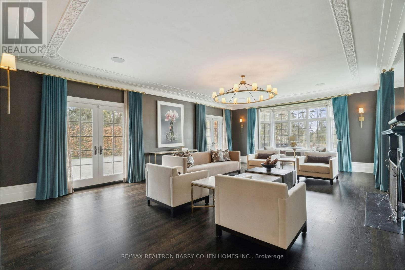 15 Park Lane Circle, Toronto, ON, M3B 1Z8 - 5