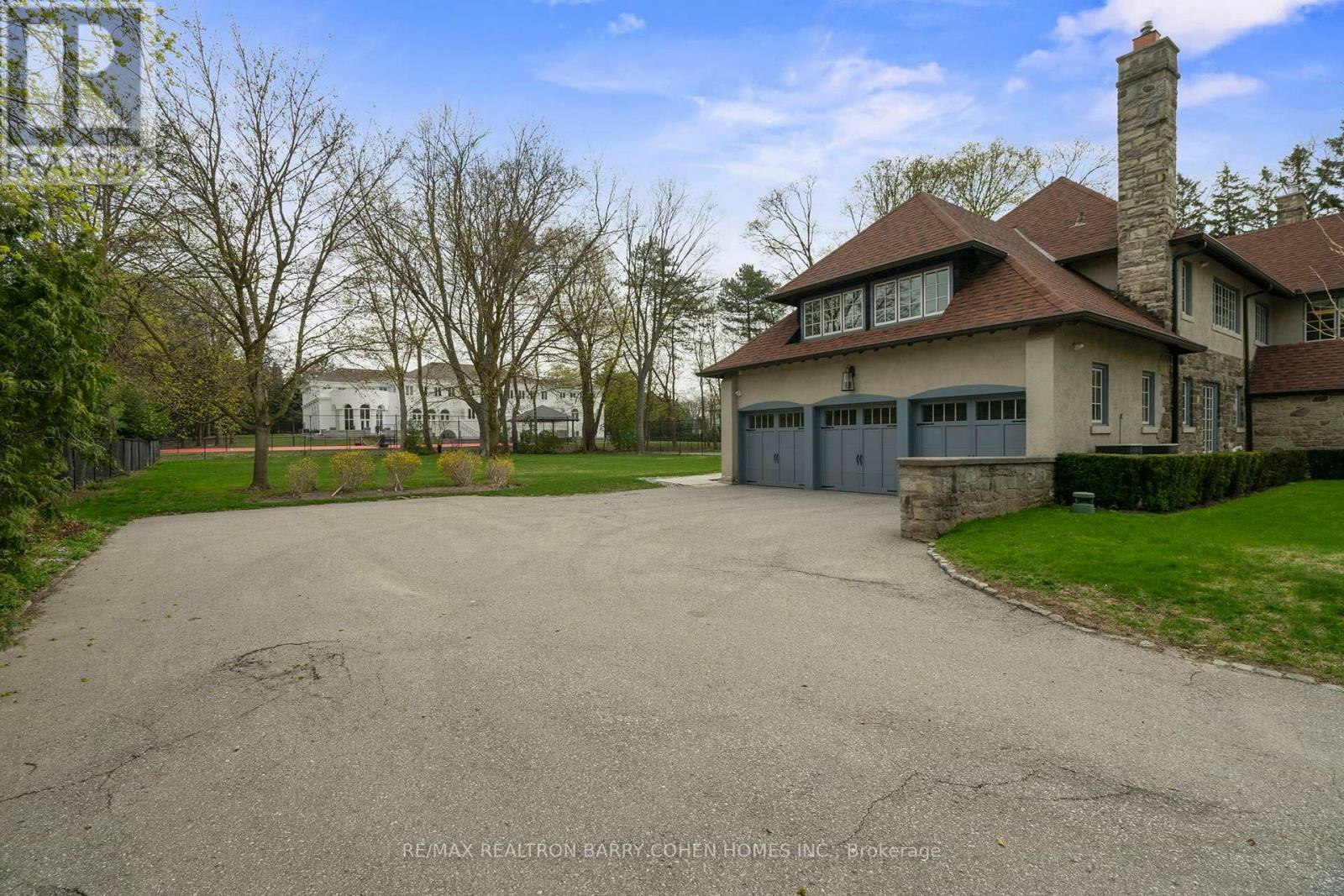 15 Park Lane Circle, Toronto, ON, M3B 1Z8 - 37