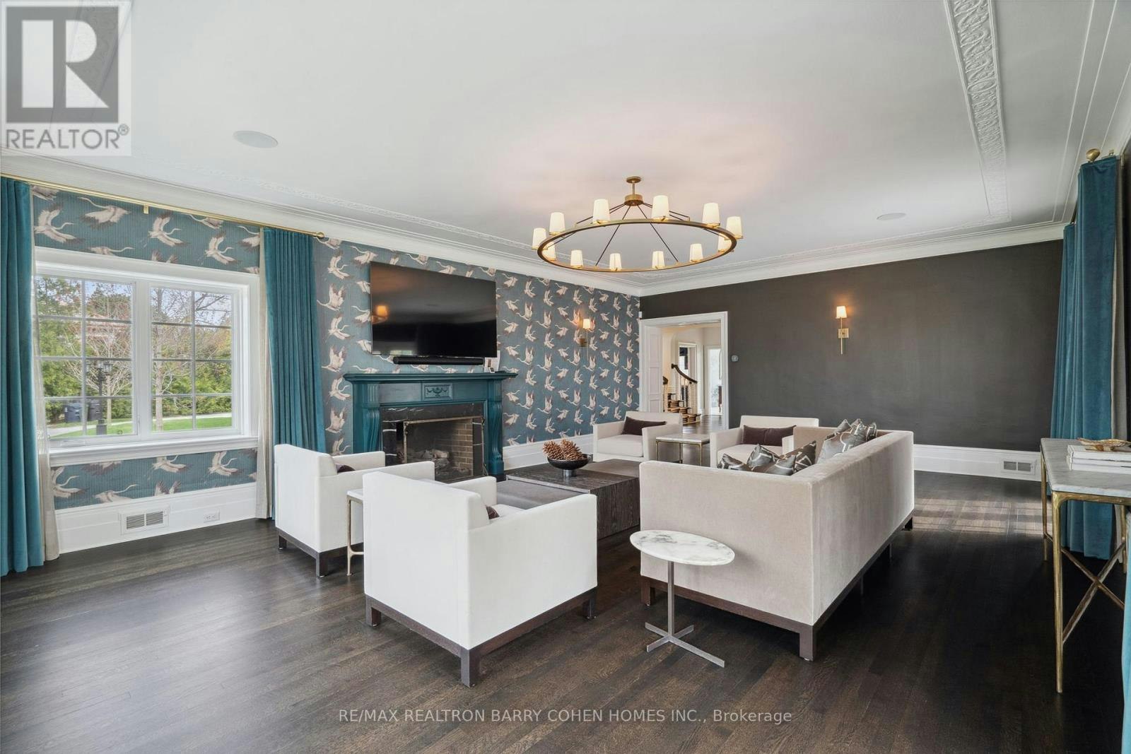 15 Park Lane Circle, Toronto, ON, M3B 1Z8 - 8