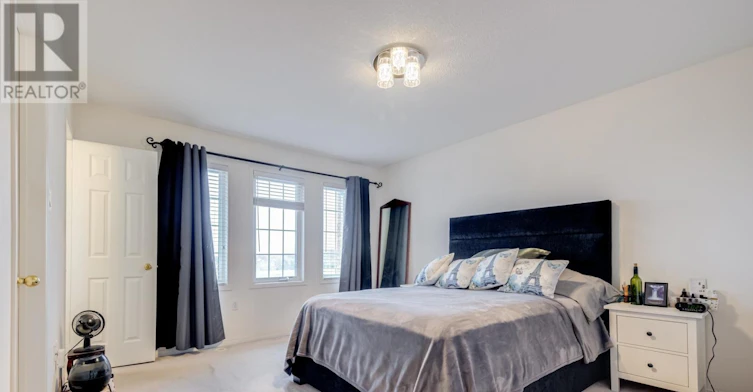6603 Jazzy Mews, Mississauga, ON, L5W 1R9 - 6