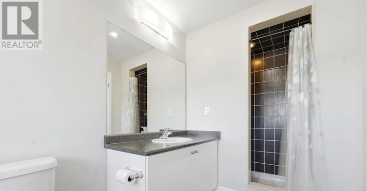 112 Golden Springs Drive, Brampton, ON, L7A 4N7 - 16