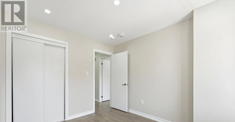 112 Golden Springs Drive, Brampton, ON, L7A 4N7 - 18
