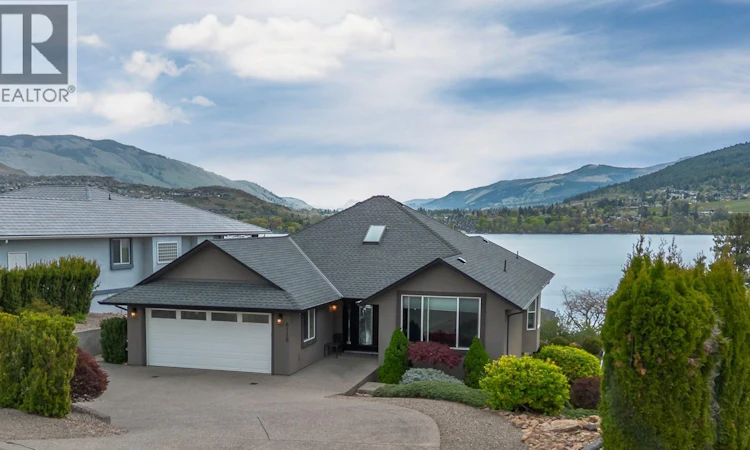 8119 Stoneridge Drive