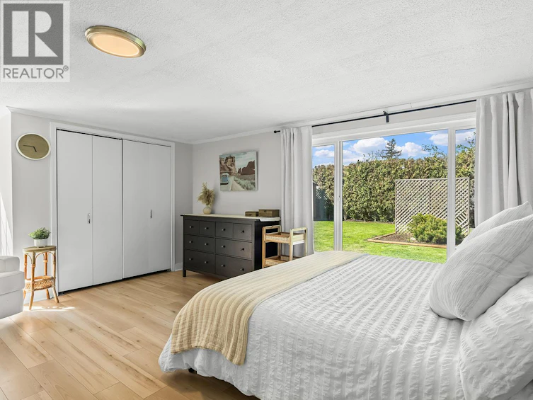 1650 S Hollywood Road, Kelowna, BC, V1X 4P3 - 33