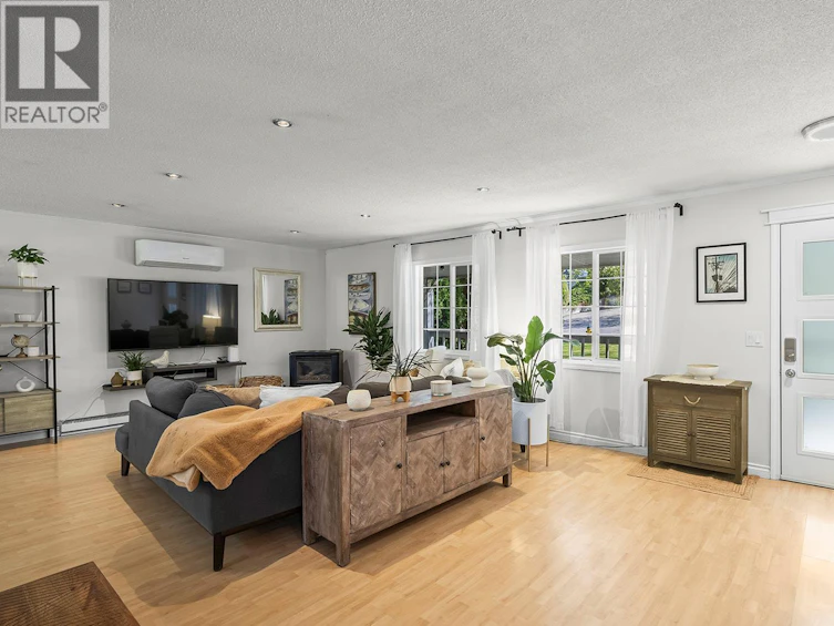 1650 S Hollywood Road, Kelowna, BC, V1X 4P3 - 13
