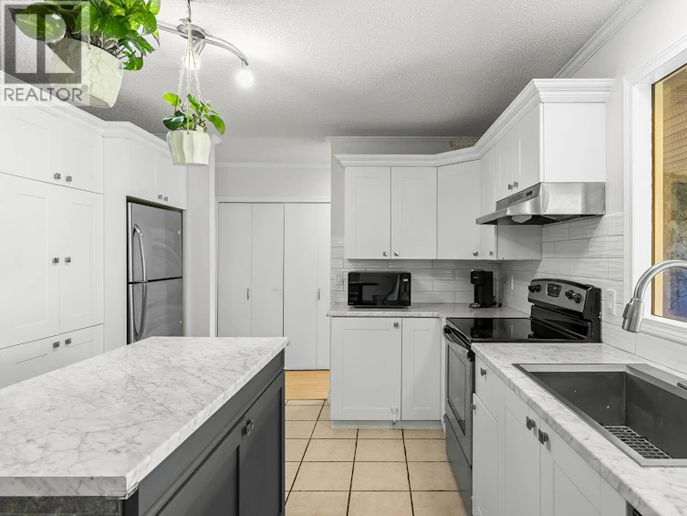 1650 S Hollywood Road, Kelowna, BC, V1X 4P3 - 20