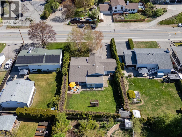 1650 S Hollywood Road, Kelowna, BC, V1X 4P3 - 46
