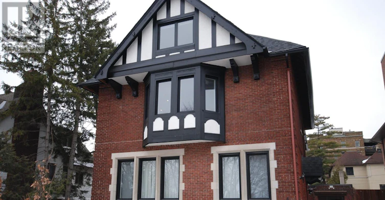 6-4 Range Road, Ottawa, ON, K1N 8J3