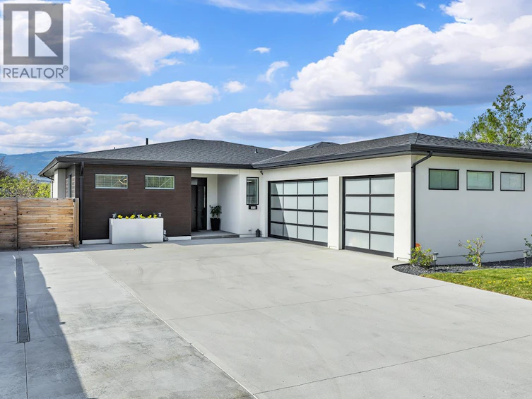 2095 Byrns Road, Kelowna, BC, V1W 2G3 - 12