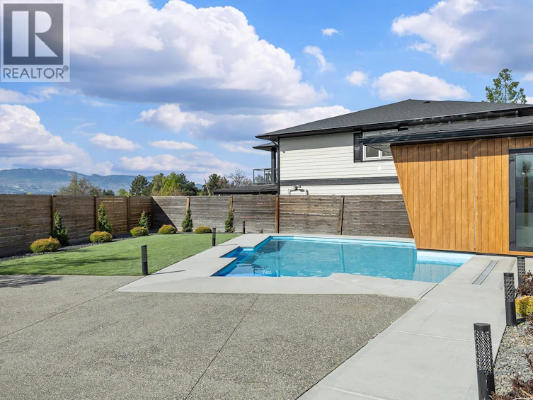 2095 Byrns Road, Kelowna, BC, V1W 2G3 - 18