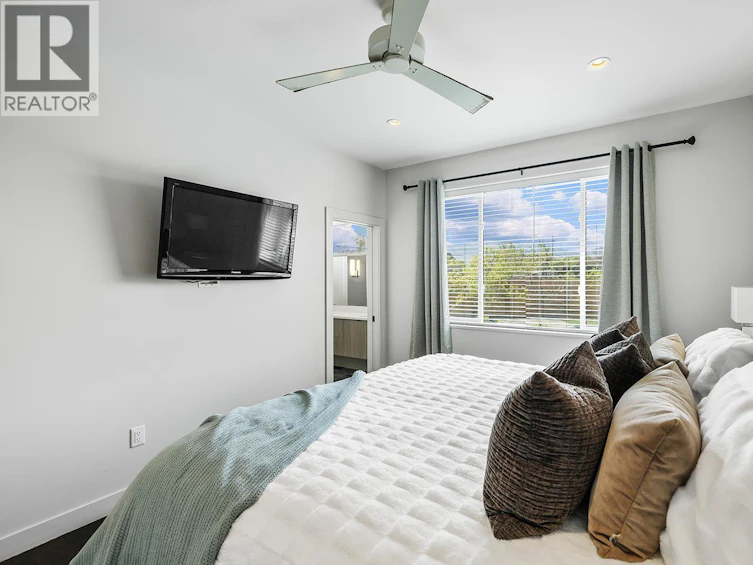 2095 Byrns Road, Kelowna, BC, V1W 2G3 - 43