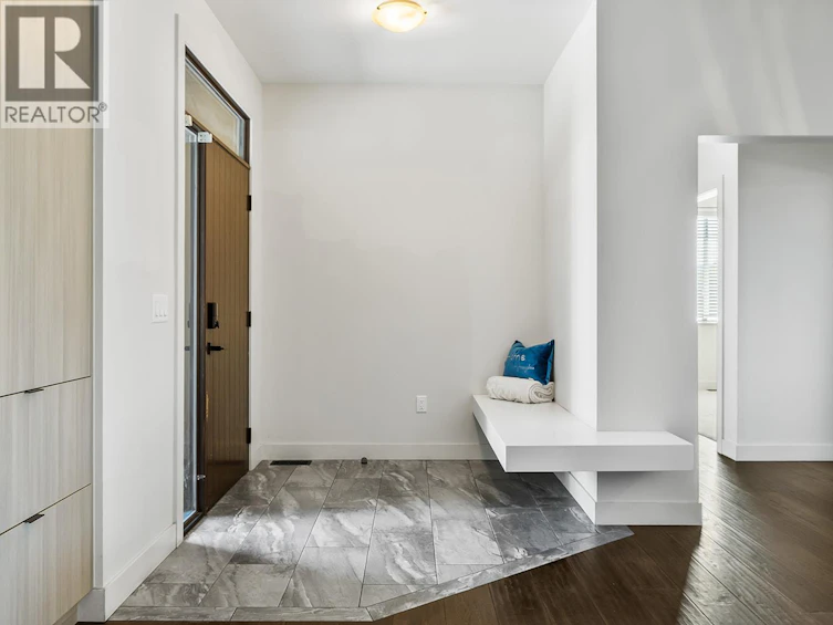 2095 Byrns Road, Kelowna, BC, V1W 2G3 - 23