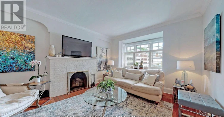 203 Melrose Avenue, Toronto, ON, M5M 1Y9 - 3