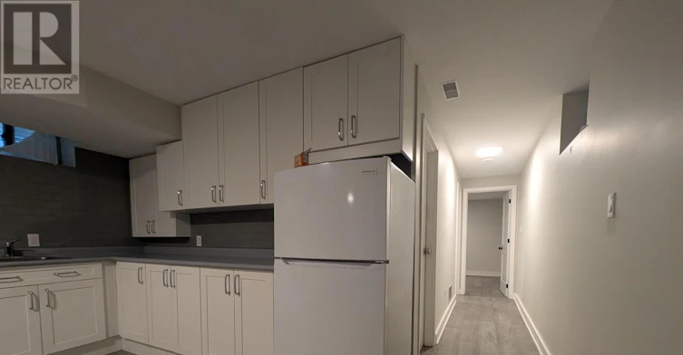 LOWER-2132 Dundas Street, Toronto, ON, M6R 1X2 - 8