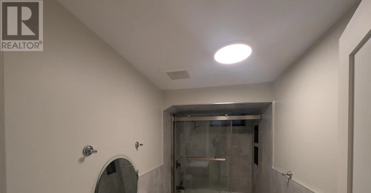 LOWER-2132 Dundas Street, Toronto, ON, M6R 1X2 - 11