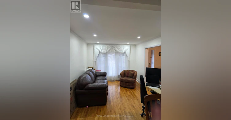 63 Topley Crescent, Ottawa, ON, K1G 4M7 - 3