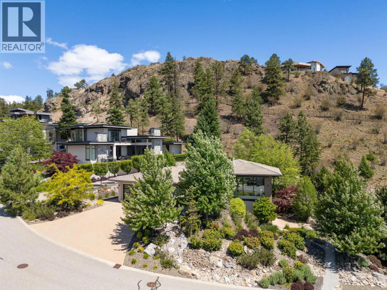 741 Pinehaven Court, Kelowna, BC, V1V 2Y3 - 2