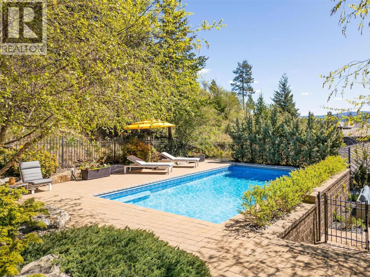 741 Pinehaven Court, Kelowna, BC, V1V 2Y3 - 3