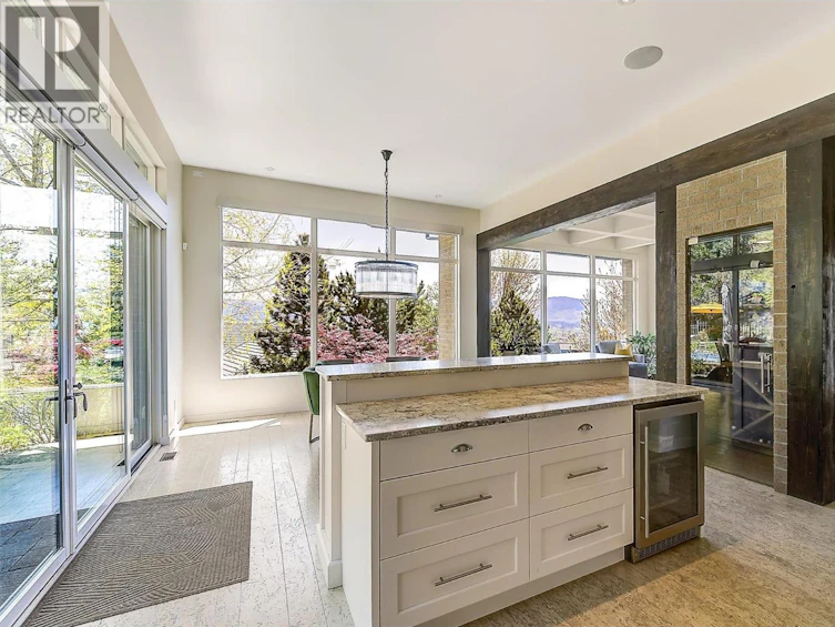 741 Pinehaven Court, Kelowna, BC, V1V 2Y3 - 14