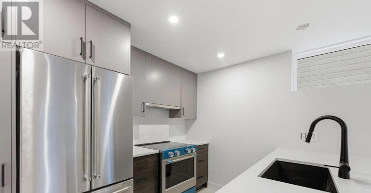 A2-512 Roosevelt Avenue, Ottawa, ON, K2A 1Z8 - 5