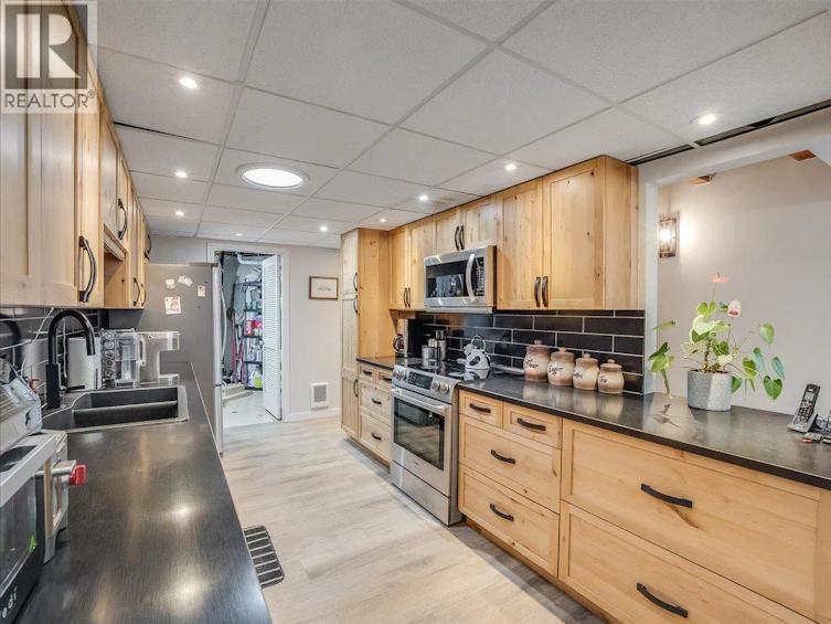 1968 Brilliant Road, Castlegar, BC, V1N 4M2 - 18