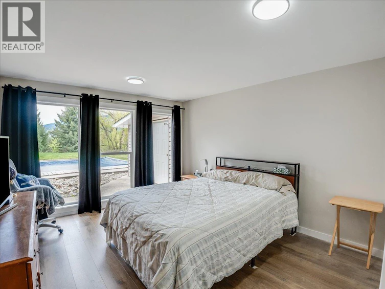 1968 Brilliant Road, Castlegar, BC, V1N 4M2 - 43