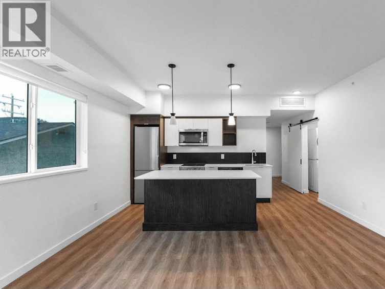 203-615 Rutland Road, Kelowna, BC, V1X 0B3 - 4