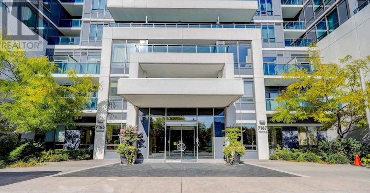 319-7165 Yonge Street, Vaughan, ON, L3T 0C9 - 2