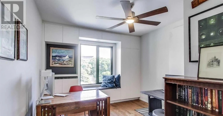 C (UPPER-27 St Johns Road, Toronto, ON, M6P 1T7 - 9