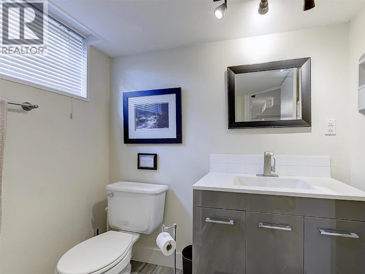 1040 Laurier Avenue, Kelowna, BC, V1Y 6B1 - 29