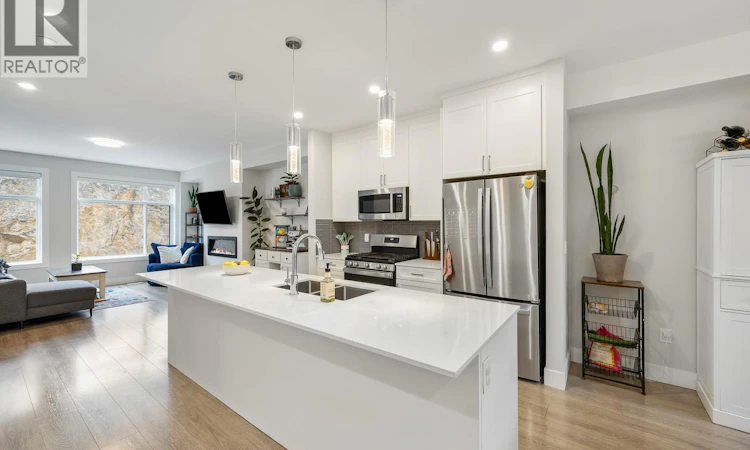 1146 Black Mountain Drive