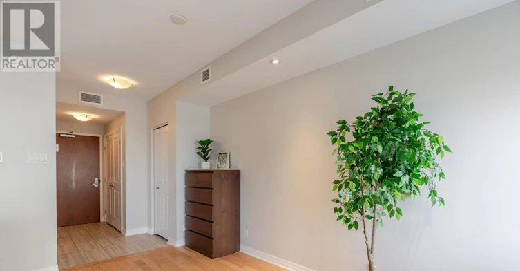 2308-242 Rideau Street, Ottawa, ON, K1N 0B7 - 6