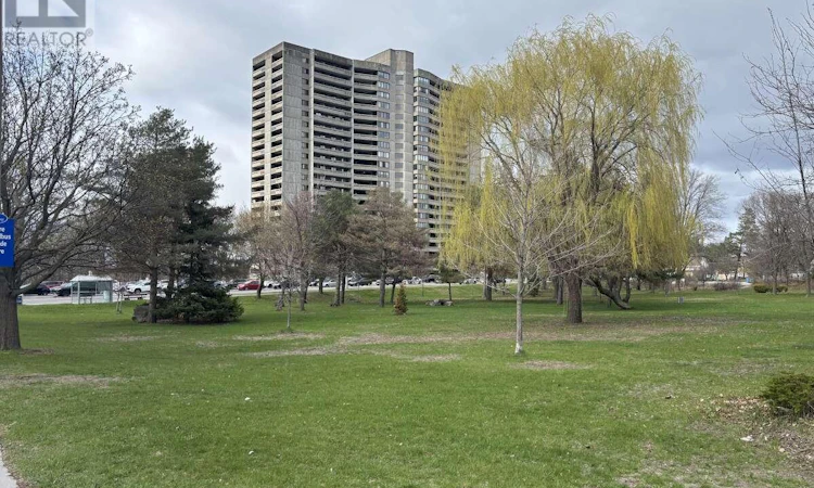 2005-415 Greenview Avenue