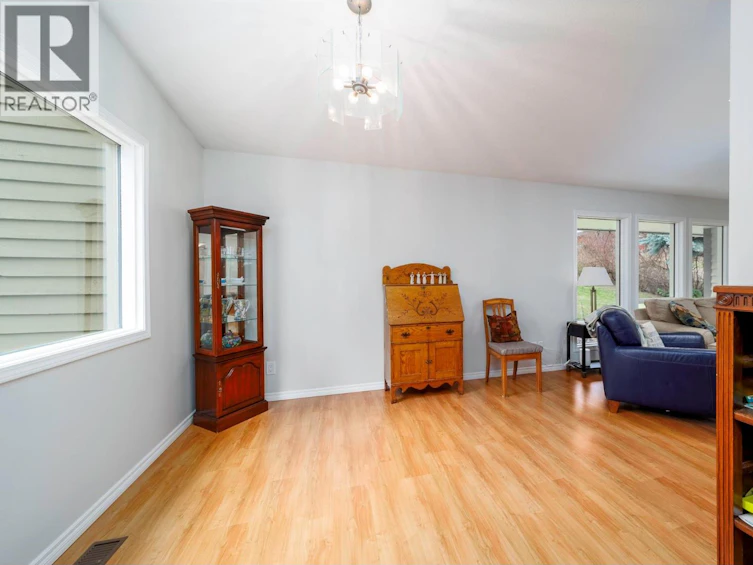 10943 Eva Road, Lake Country, BC, V4V 1H4 - 9