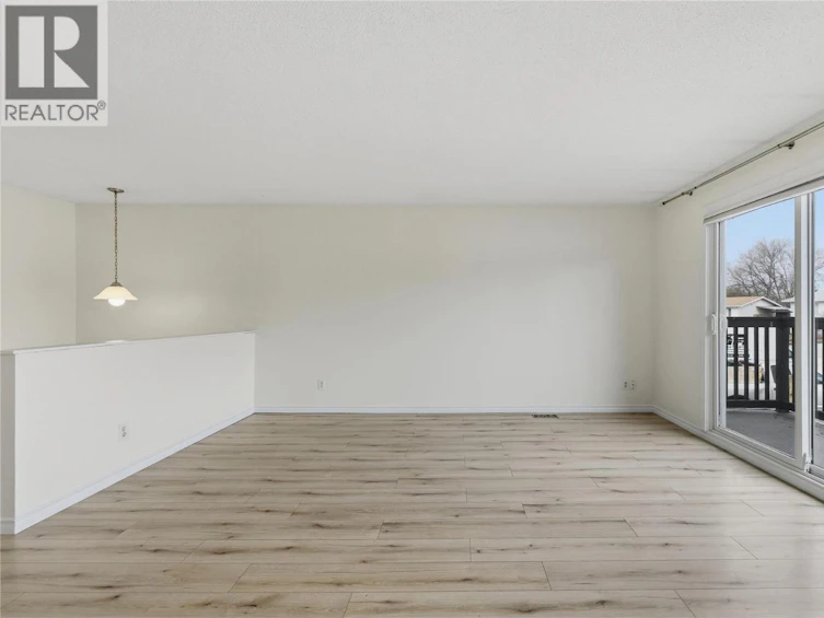 877 Tataryn Road, Kelowna, BC, V1X 1N6 - 18