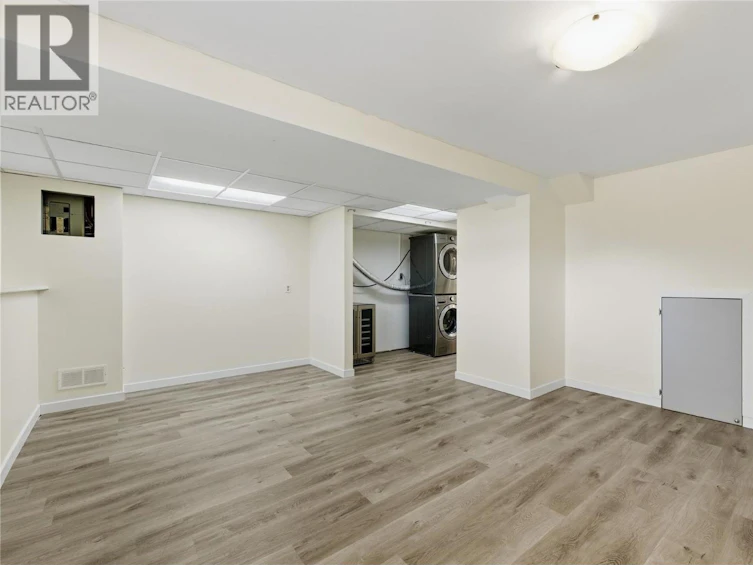 877 Tataryn Road, Kelowna, BC, V1X 1N6 - 34
