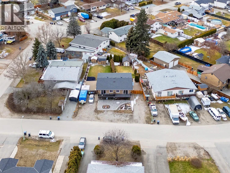 877 Tataryn Road, Kelowna, BC, V1X 1N6 - 42