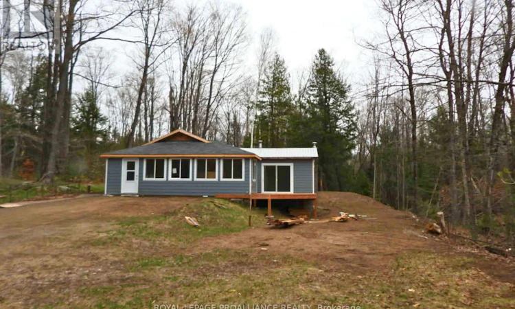 1049 South Road
