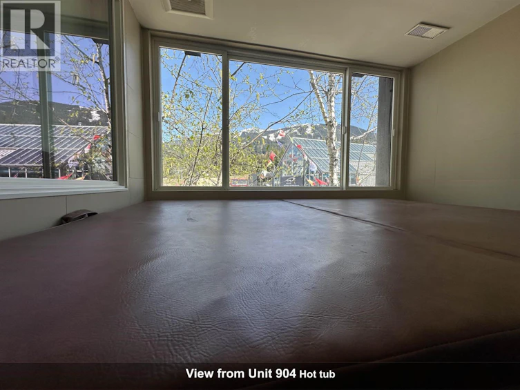 904Wk15-4293 Mountain Square, Whistler, BC, V8E 1B8 - 17